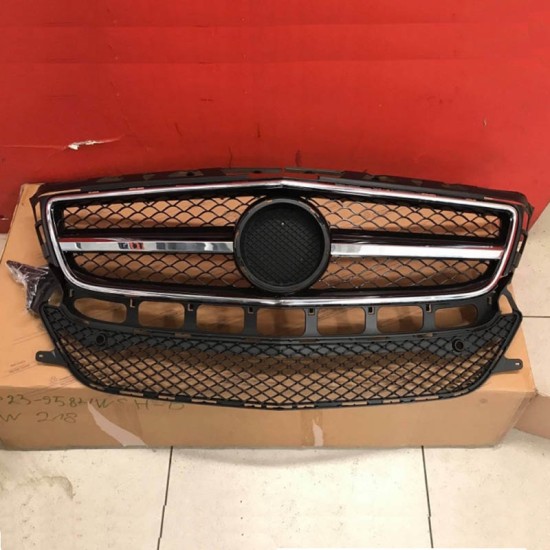 Μάσκα Για Mercedes-Benz CLS-Class W218 12-18 Amg Look Με Μονή Γρίλια Μαύρο/Χρώμιο 1 Τεμάχιο
