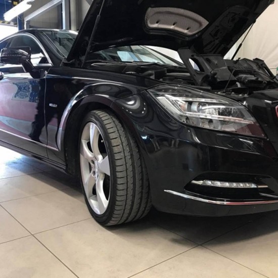 Μάσκα Για Mercedes-Benz CLS-Class W218 12-18 Amg Look Με Μονή Γρίλια Μαύρο/Χρώμιο 1 Τεμάχιο