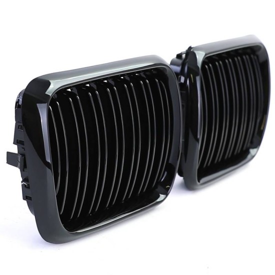Καρδιές Μάσκας Για Bmw 3 E36 96-99 M4 Look Με Διπλή Γρίλια Μαύρο Γυαλιστερό 2 Τεμάχια
