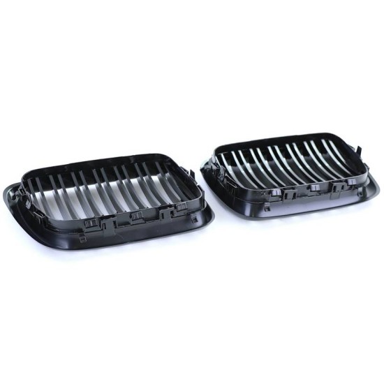 Καρδιές Μάσκας Για Bmw 3 E36 96-99 M4 Look Με Διπλή Γρίλια Μαύρο Γυαλιστερό 2 Τεμάχια