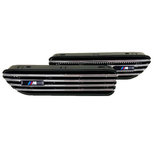 Πλαϊνές Γρίλιες Φτερών Τύπου Bmw 3 E46 Με Σήμα ///M Universal Για Όλα Τα Μοντέλα 2 Τεμάχια