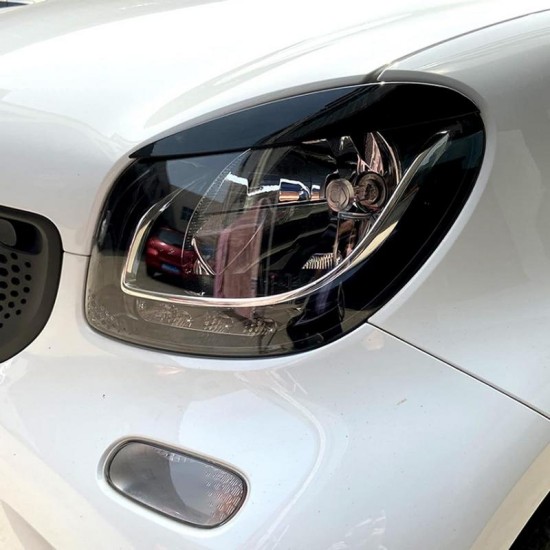 Φρυδάκια Μπροστινών Φαναριών Για Smart ForTwo 453 2014+ Βαμμένα Μάυρο Γυαλιστερό Χρώμα 2 Τεμάχια