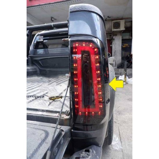 Πισινά Φανάρια Set Για Toyota Hilux Vigo 2005-2015 Led Black