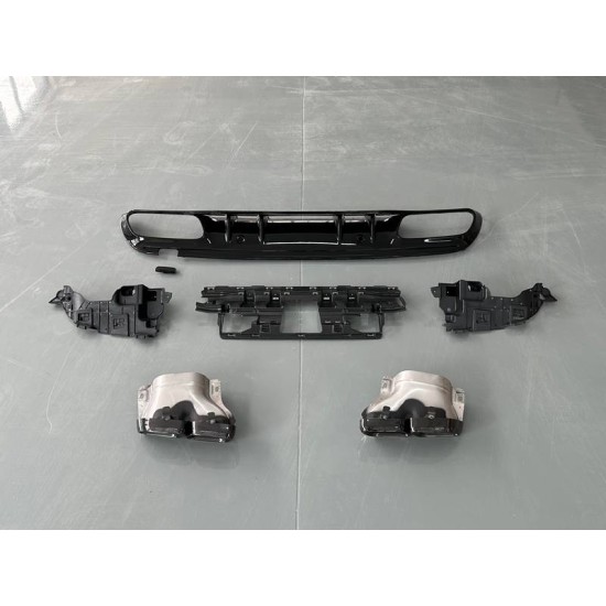 Body Kit Για Mercedes-Benz C-Class W205 14-20 Sedan Amg C63s Facelift Look Με Μάσκα & Μπούκες Black Edition