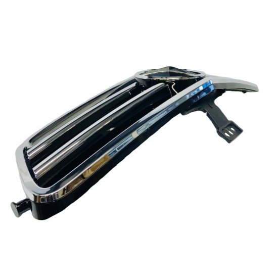 Μάσκα Για Mercedes-Benz C-Class W204 07-14 Amg C63 Look Με 2 Γρίλιες Μαύρο/Χρώμιο 1 Τεμάχιο