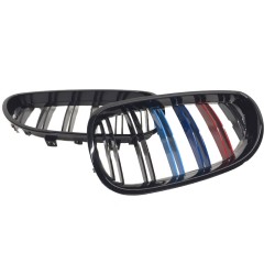 Καρδιές Μάσκας Για Bmw 5 E60 03-11 M4 Look Με Διπλή Γρίλια Tri-color / Μαύρο Γυαλιστερό 2 Τεμάχια Καρδιές Μάσκας Για Bmw 5 E60 03-11 M4 Look Με Διπλή Γρίλια Tri-color / Μαύρο Γυαλιστερό 2 Τεμάχια