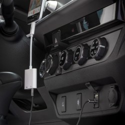 Scosche CAAPWT-SP Αντάπτορας Ήχου με Θύρα Φόρτισης USB-C Scosche CAAPWT-SP Αντάπτορας Ήχου με Θύρα Φόρτισης USB-C