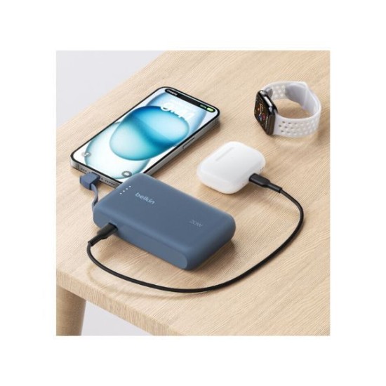 Belkin BPB021hqBL BoostCharge Power Bank 10K with Integrated Cable Blue Belkin BPB021hqBL BoostCharge Power Bank 10K with Integrated Cable Blue